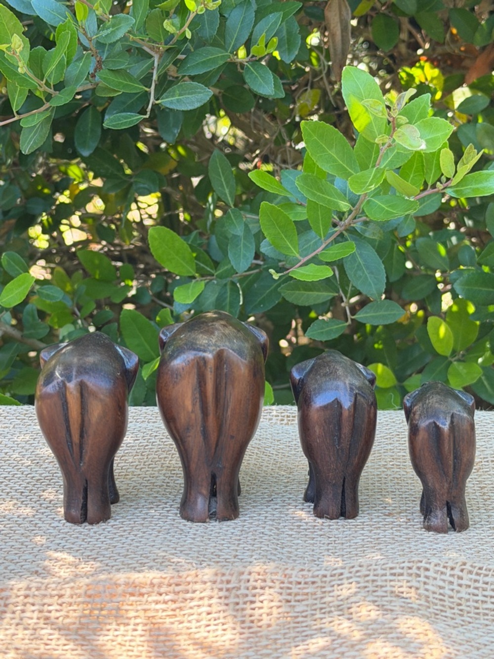 VTG Wood Elephant Set of 4 Hand Carved w/ Guide to Feng Shui Placement (& More) - Picture 10 of 16